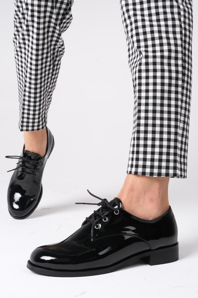 Mio Gusto Berta Black Color Patent Leather Women's Oxford Flat Shoes  - Image 1