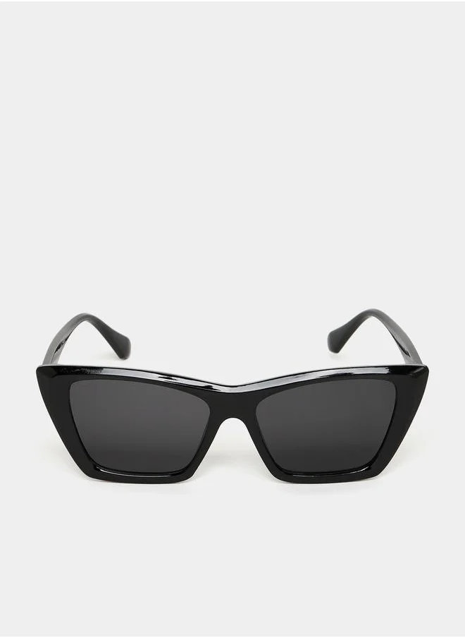 ستايلي Pointy Edge Sunglasses