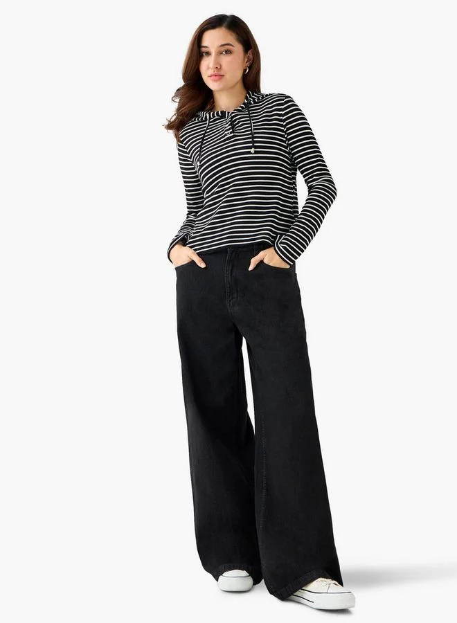 سبلاش فيڤ Women Regular Fit Striped Hoodie