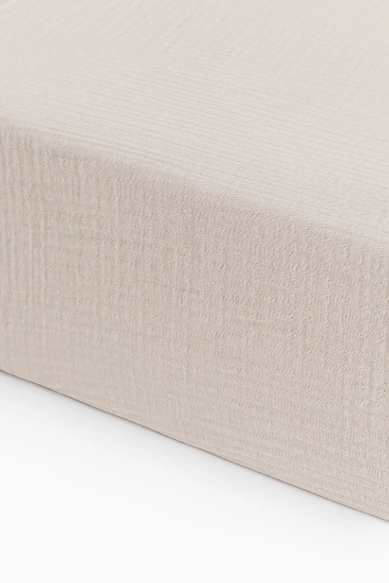 H&M Muslin cot fitted sheet