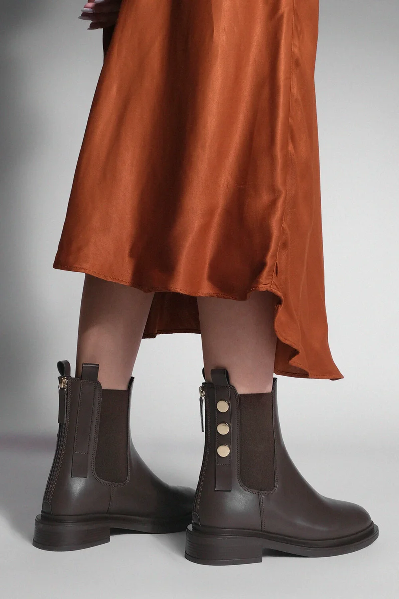 مارجين Women's Gold Buttoned Double Elastic Back Zipper Casual Boots Valone
