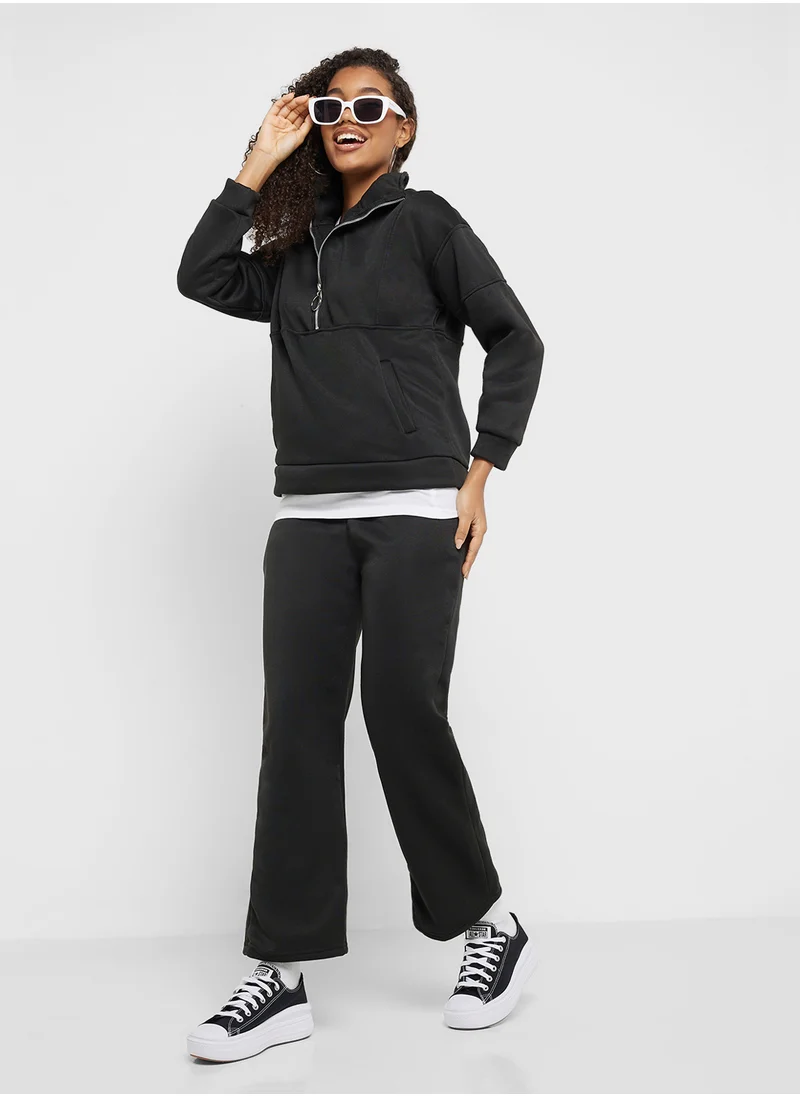 جينجر Plush Zip Up Sweatshirt & Jogger Set