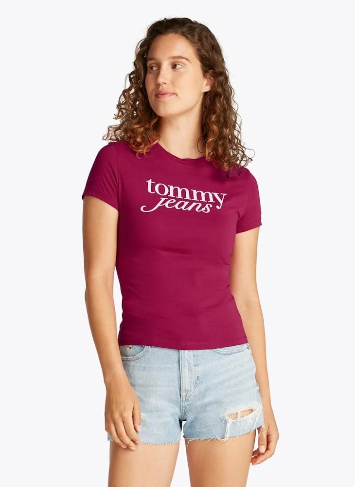 TOMMY JEANS Crew Neck Logo T-Shirt