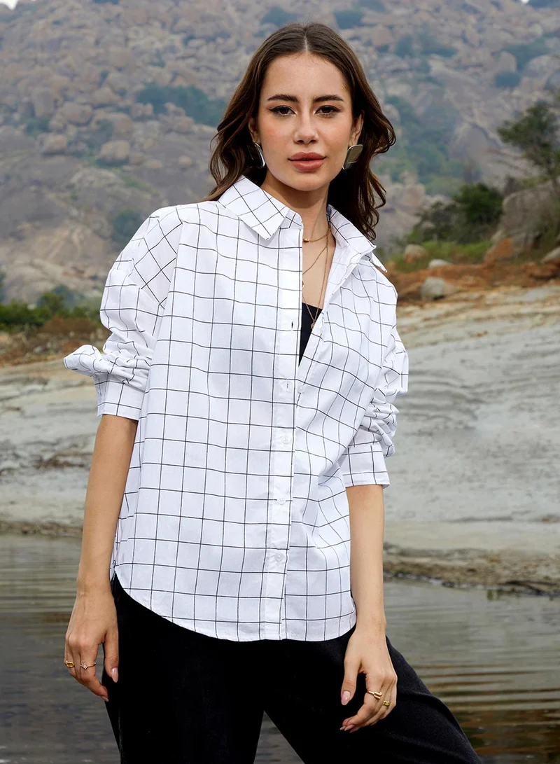 كامبوس سوترا Women's Daisy White Graph Check Oversized Shirt