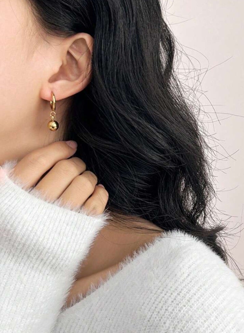 إيكوال حلق اذن نسائي من الاستانلس ستيل دائري أنيق وعالي الجودة - Image 1