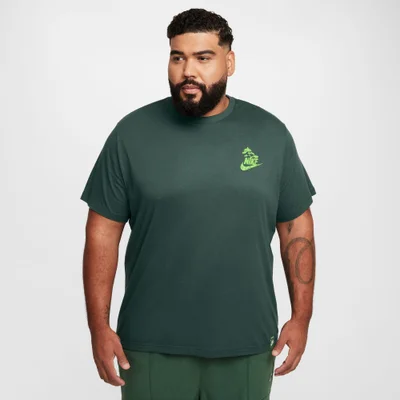 Nike Men's Sportswear Club T-Shirt