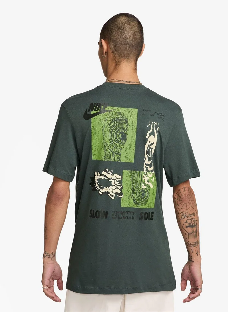 Nike Men's Sportswear Club T-Shirt