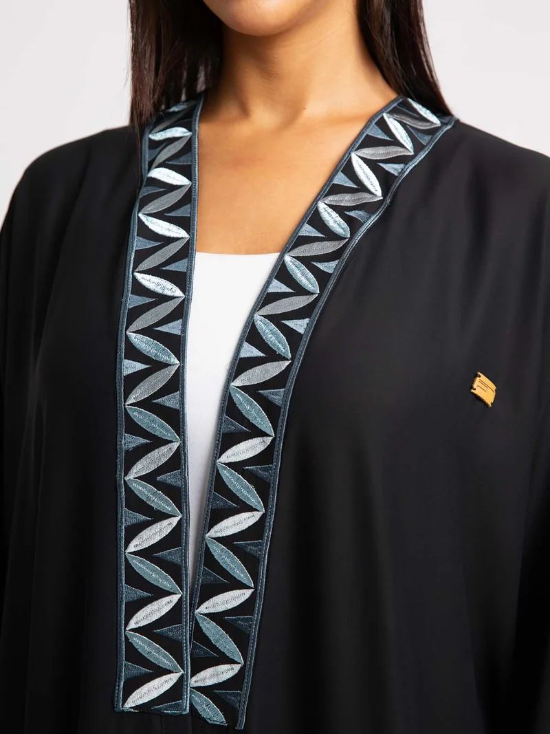 Kaafmeem Black Shadow Leaf Wide-fit Abaya
