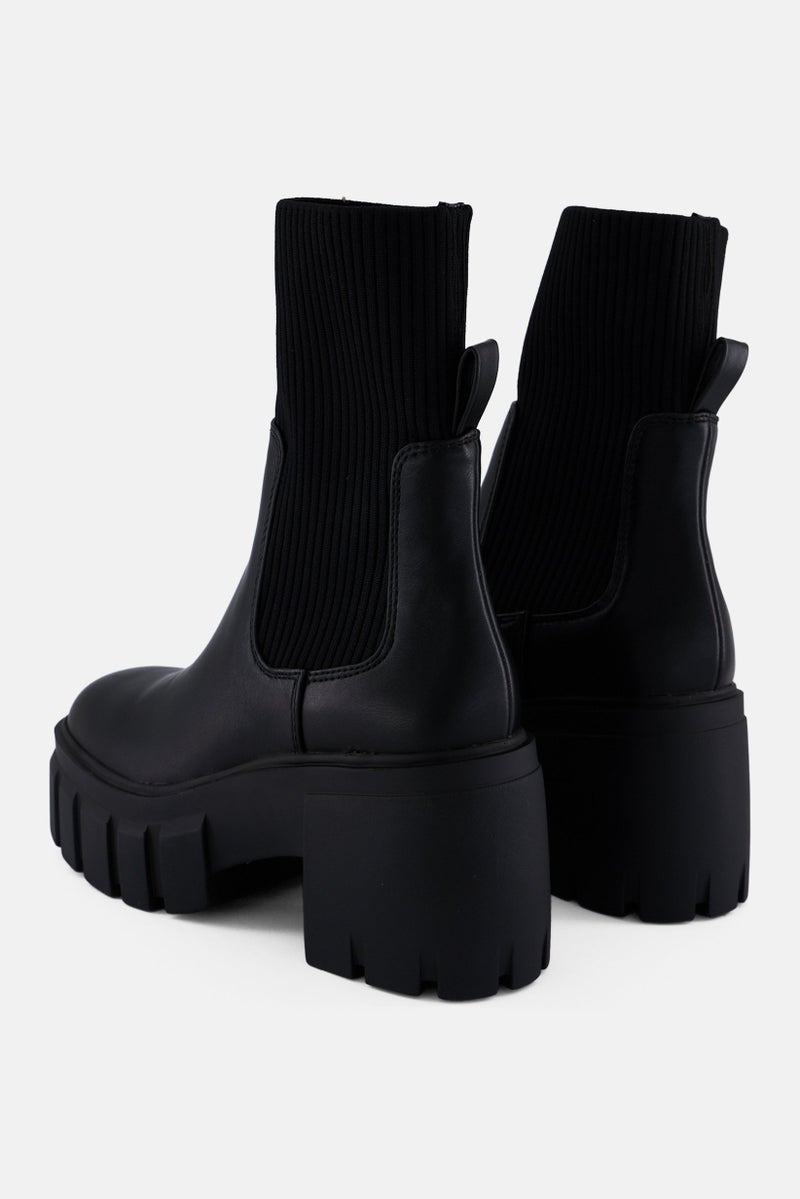 STEVE MADDEN حذاء كاحل نسائي سهل الارتداء، أسود - Image 2