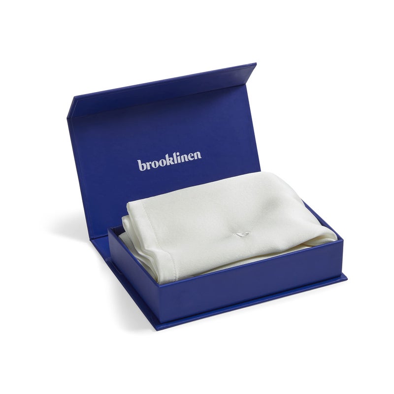 Brooklinen Mulberry Silk Pillowcase - 100% Mulberry Silk - Standard Size  Ivory | Skin  Hair and Sleep Benefits - Image 3