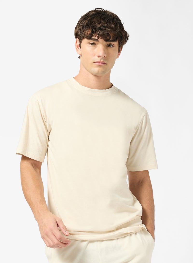 سفنتي فايف طقم بيجامة تي شيرت وشورت - Image 3