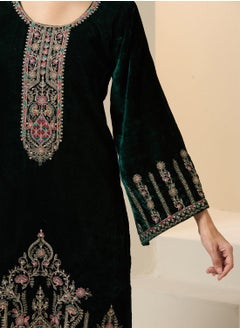 ISHIN Women's Green Velvet Embroidered Tunic Full Length Casual Straight Fit Kurta Set  - Image 2