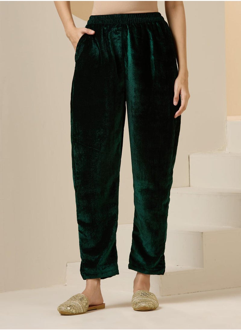 ISHIN Women's Green Velvet Embroidered Tunic Full Length Casual Straight Fit Kurta Set  - Image 3