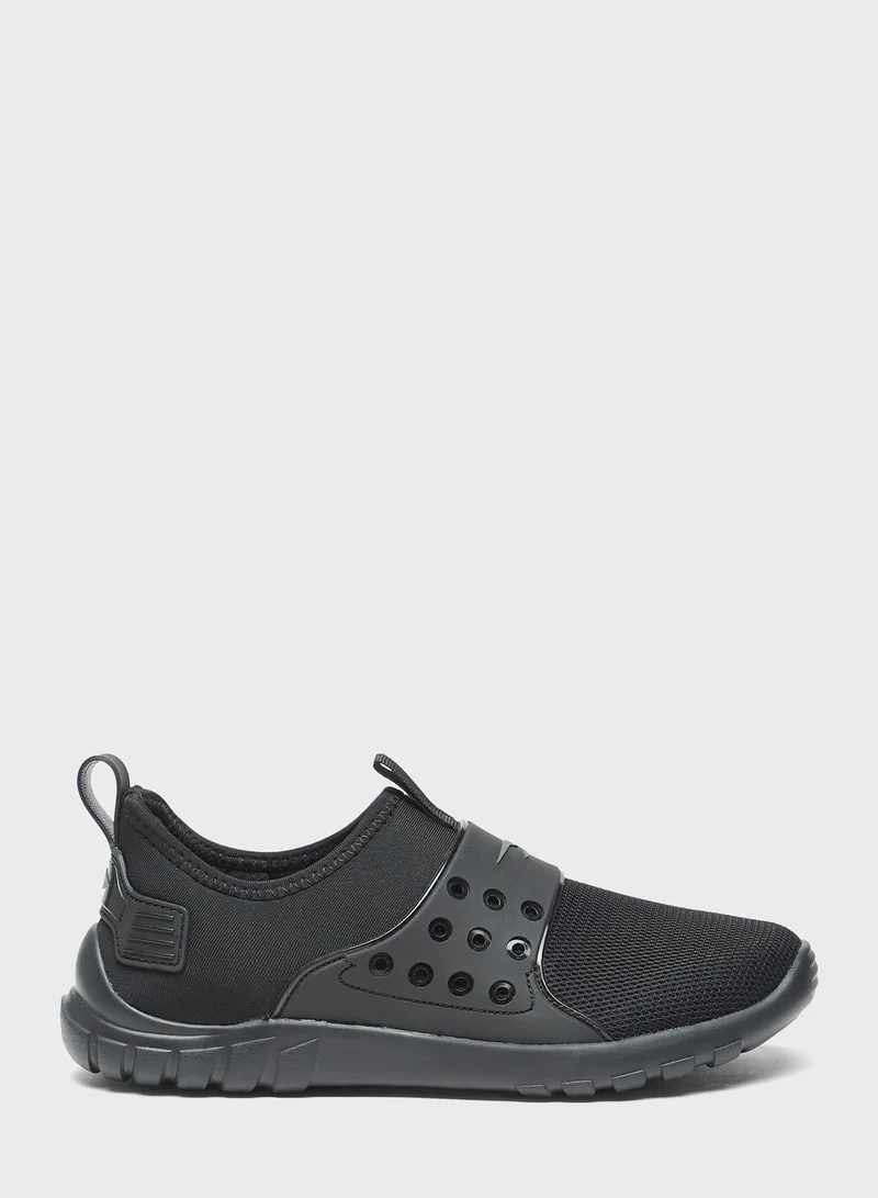 Dash Youth Casual Sneakers