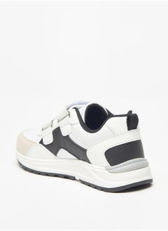 Lee Cooper حذاء رياضي للأولاد مزود بألواح وإغلاق بخطاف وحلقة  - Image 2