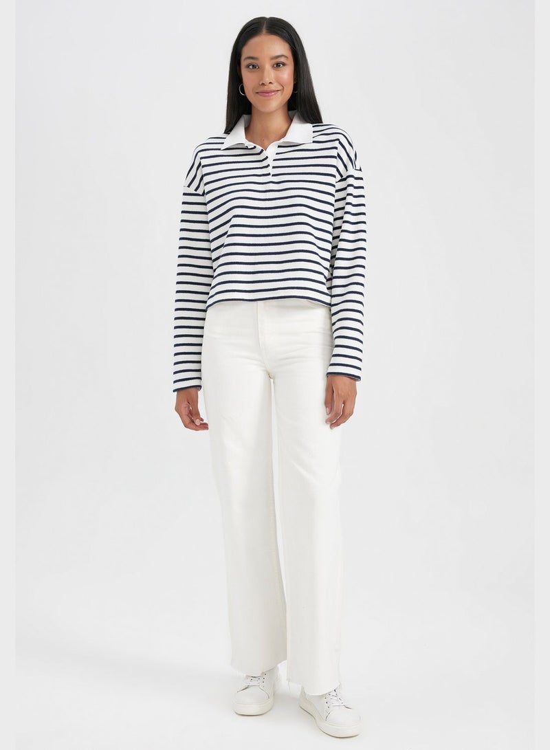 DeFacto V-Neck Sweatshirt - Image 4