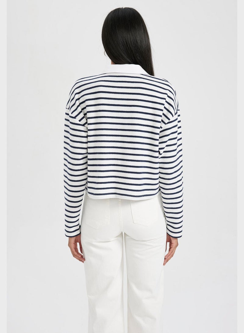 DeFacto V-Neck Sweatshirt - Image 2