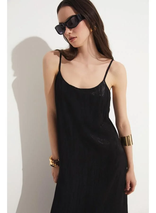 JUNE Sleeveless Maxi Dress