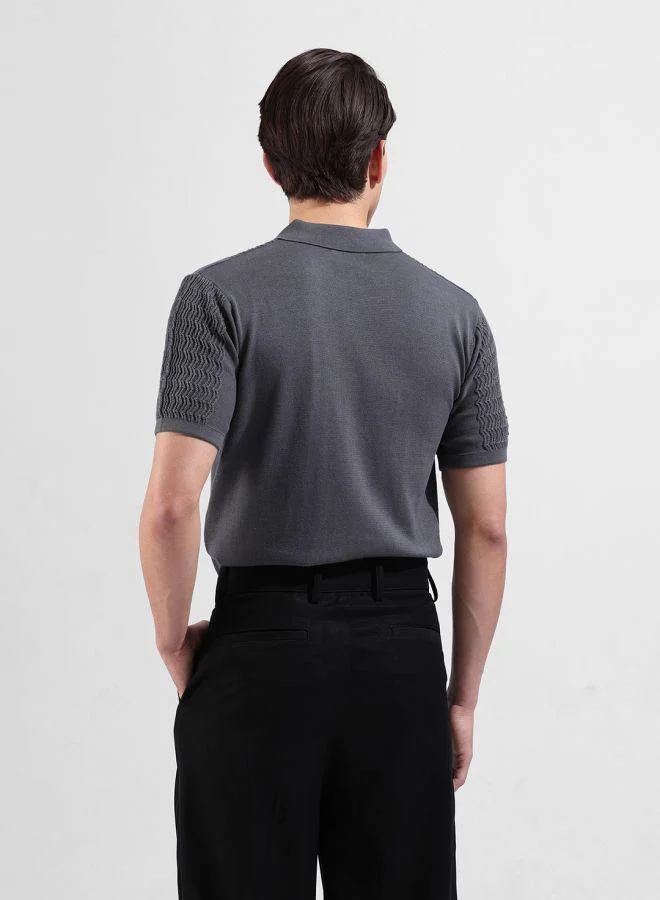 شركة المرآب الهندية Men Slim Fit Textured Polo Neck Half Sleeves T-Shirt