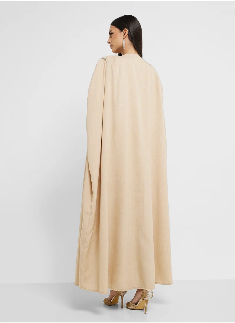 هيا كلوزيت Embellished Cape Sleeve Dress