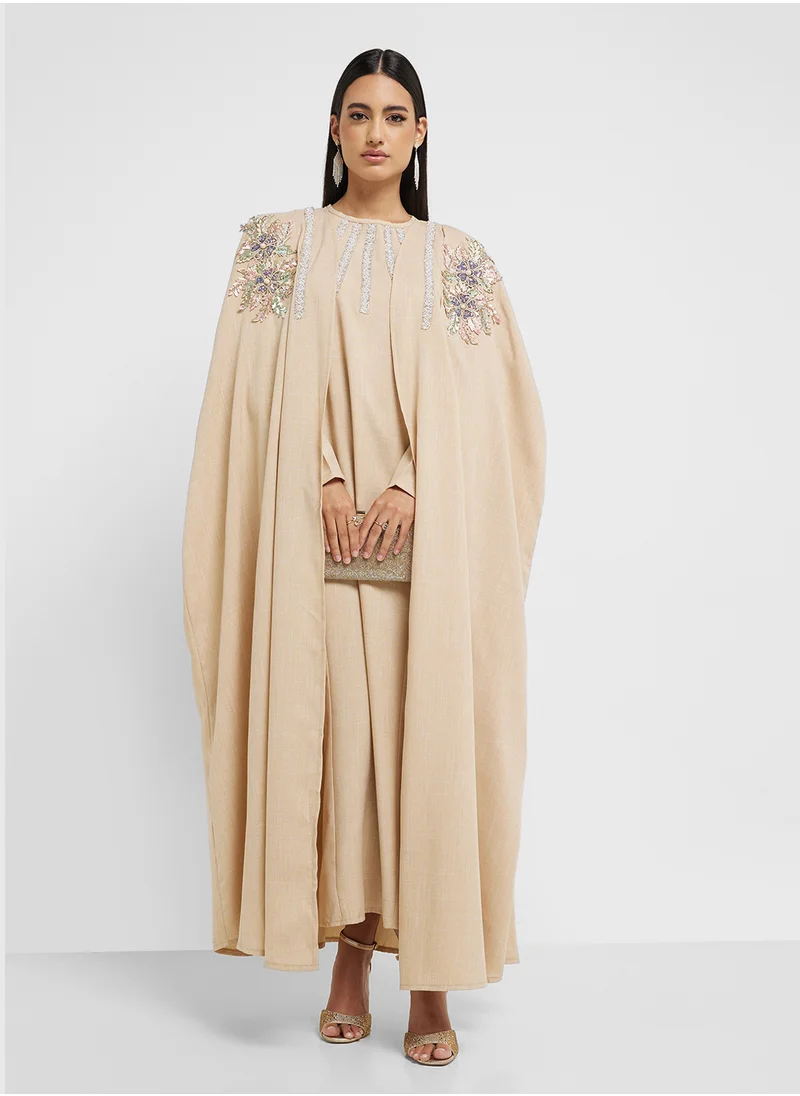 هيا كلوزيت Embellished Cape Sleeve Dress