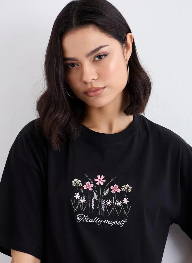 Styli Styli Women Black Embroidered Detail Oversized T-Shirt