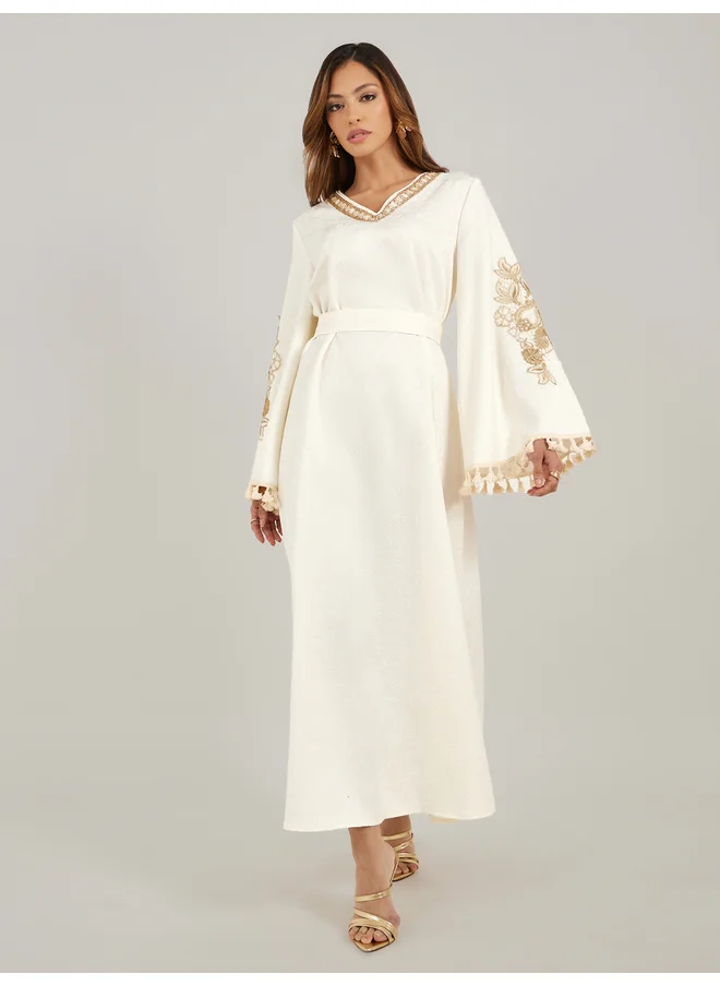 Amirah Amirah Embroidered Detail Jacquard Jalabiya with Tassel and Lace Trim