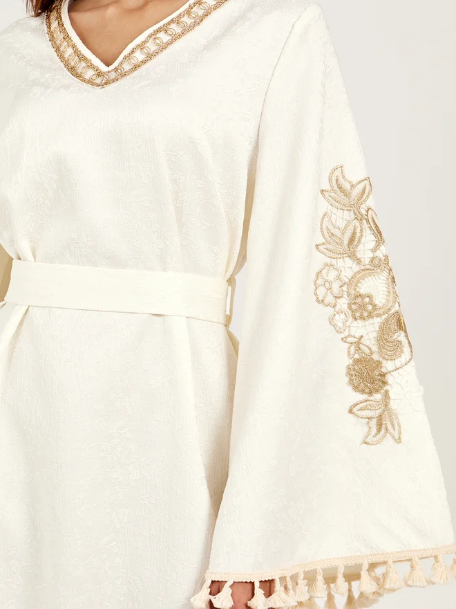 Styli Amirah Embroidered Detail Jacquard Jalabiya with Tassel and Lace Trim