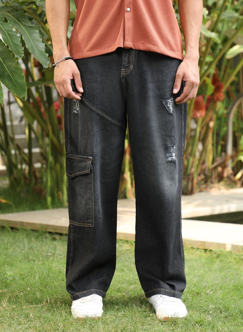 Campus Sutra Men's Charcoal Black Tinted Relaxed-Utility Denim Jeans For Casual Wear | Mid-Rise | Straight Fit | Button Closure | Denim Jeans Crafted With Comfort Fit For Everyday Wear - Image 2