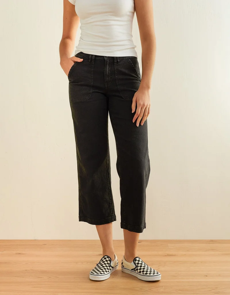 American Eagle AE High-Waisted Stovepipe Pant