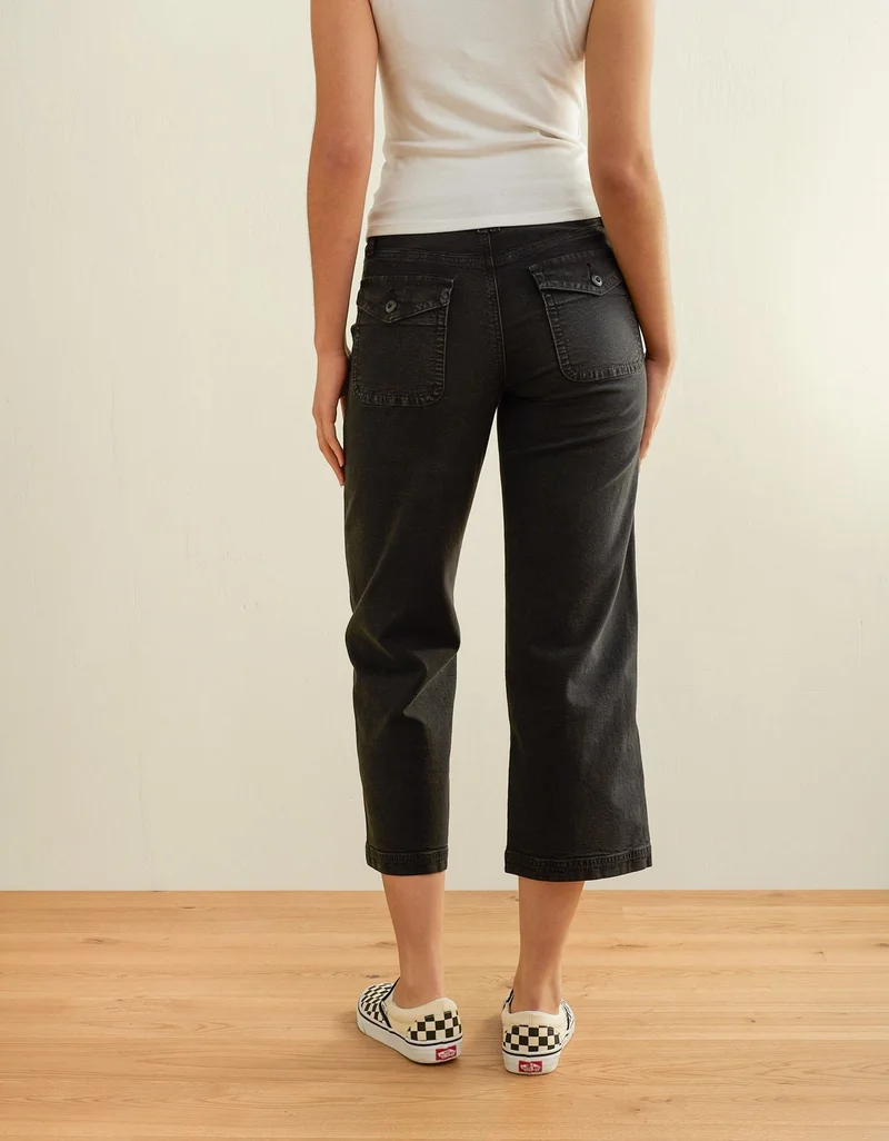 American Eagle AE High-Waisted Stovepipe Pant