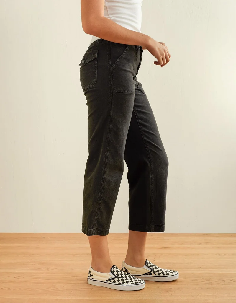 American Eagle  AE High-Waisted Stovepipe Pant for Women | Best Price UAE