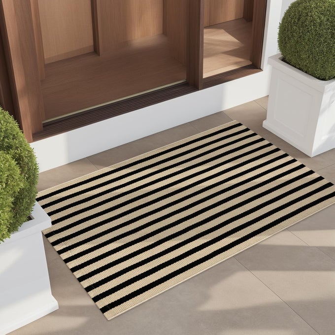 OUTDOOR DOOR MAT 2X3 WASHABLE WELCOME MAT WOVEN BLACK AND WHITE ENTRYWAY RUG FARMHOUSE FRONT PORCH DECOR OUTSIDE ENTRANCE STRIPED OUTDOOR FLOOR MATS