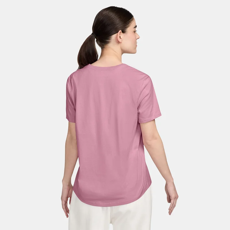 Nike Women's Sportswear Essentials Logo T-Shirt
