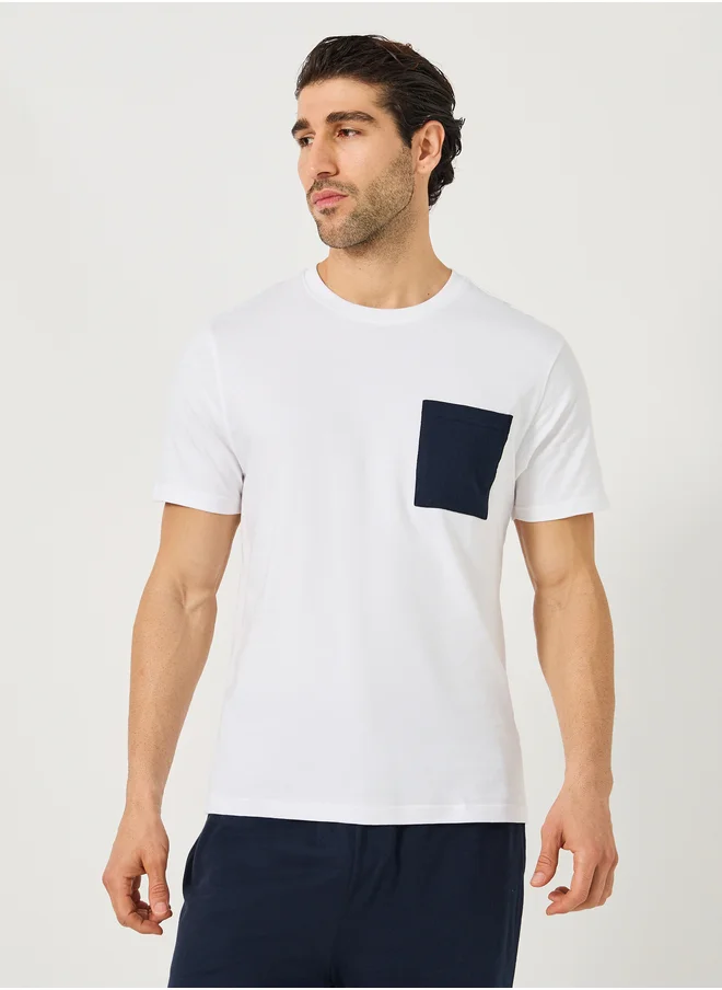 Styli Solid Contrast Pocket Detail T-Shirt and Pyjama Set