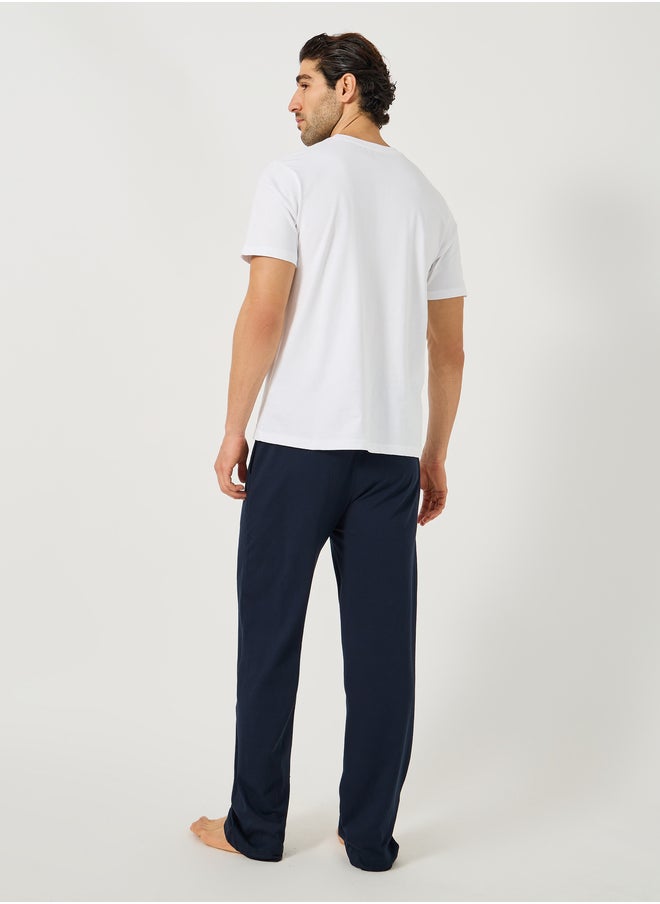 Styli Solid Contrast Pocket Detail T-Shirt and Pyjama Set  - Image 4