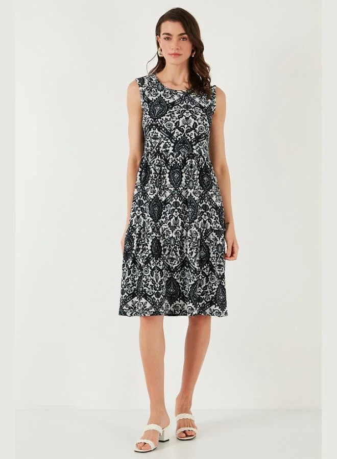 ليلا فستان ميدي بدون أكمام بنقوش ليلى للنساء