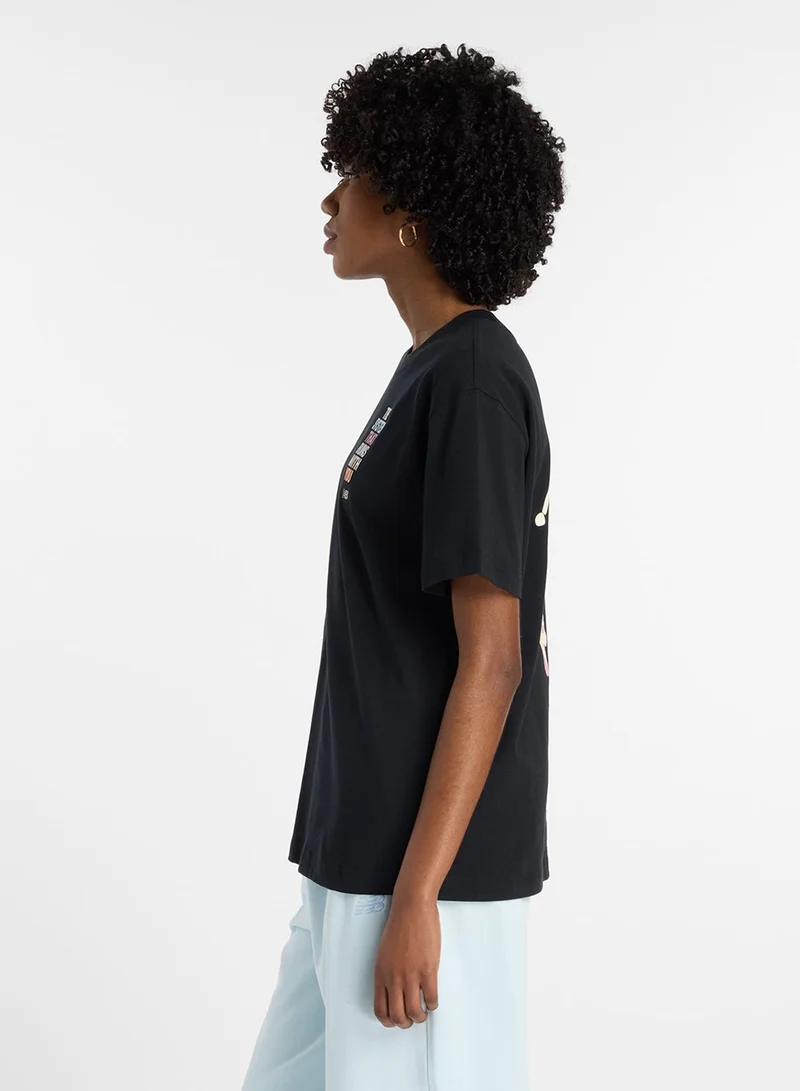 نيو بالانس تيشيرت جري سيستم أثليتكس