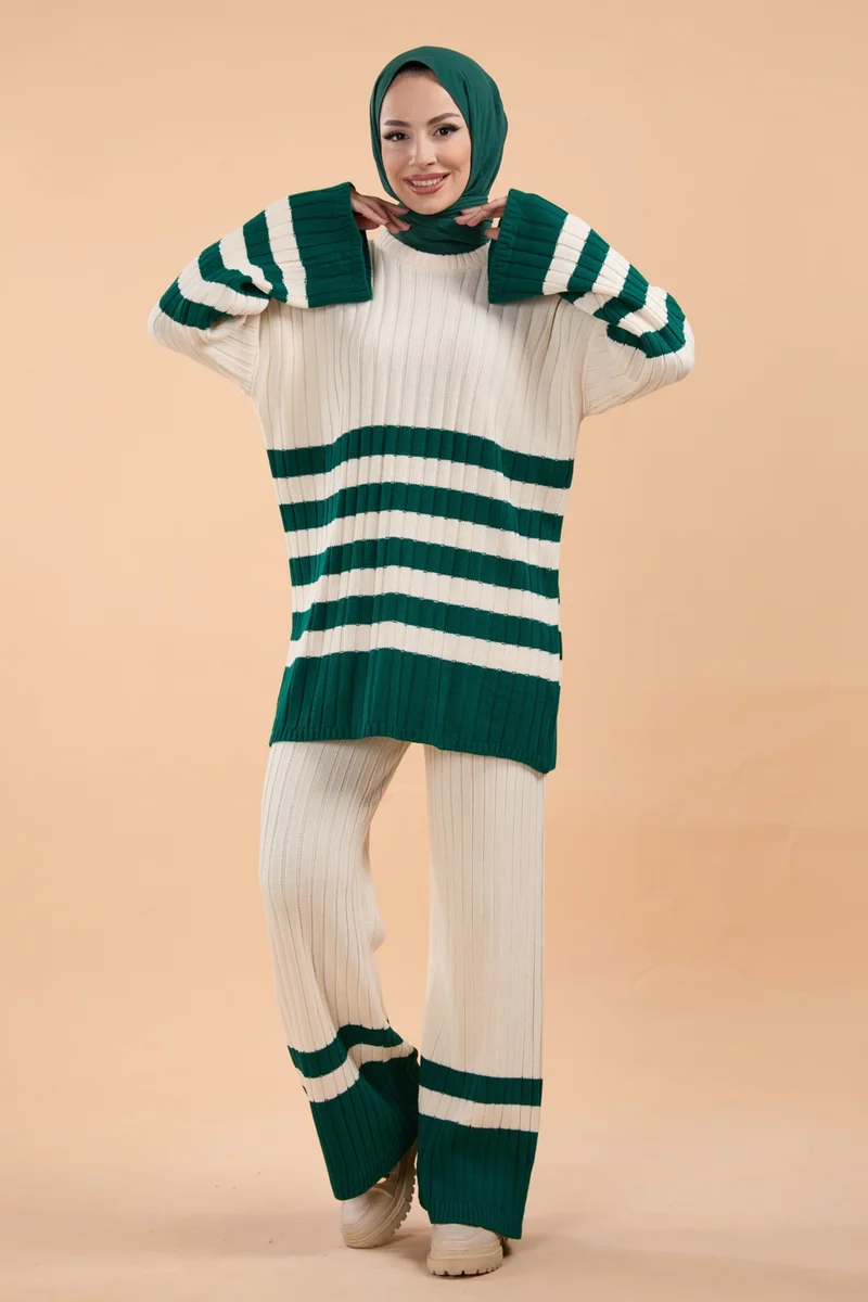 Tofisa 23767-CREAM-EMERALD Knitwear Set