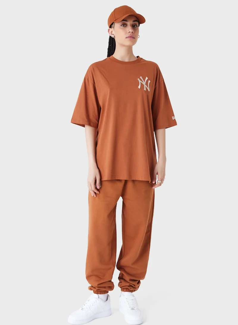 NEW ERA New York Yankees Oversized T-Shirt