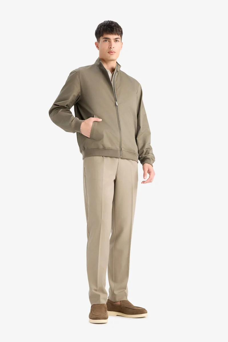 ديفاكتو Slim Fit Puffer Jacket