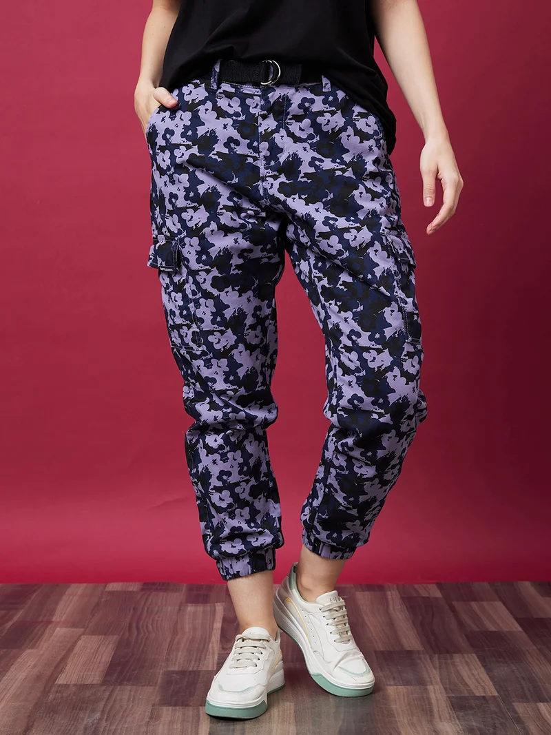 جلو باص بنطلون كارغو نسائي بطبعة مموهة من جلوبس