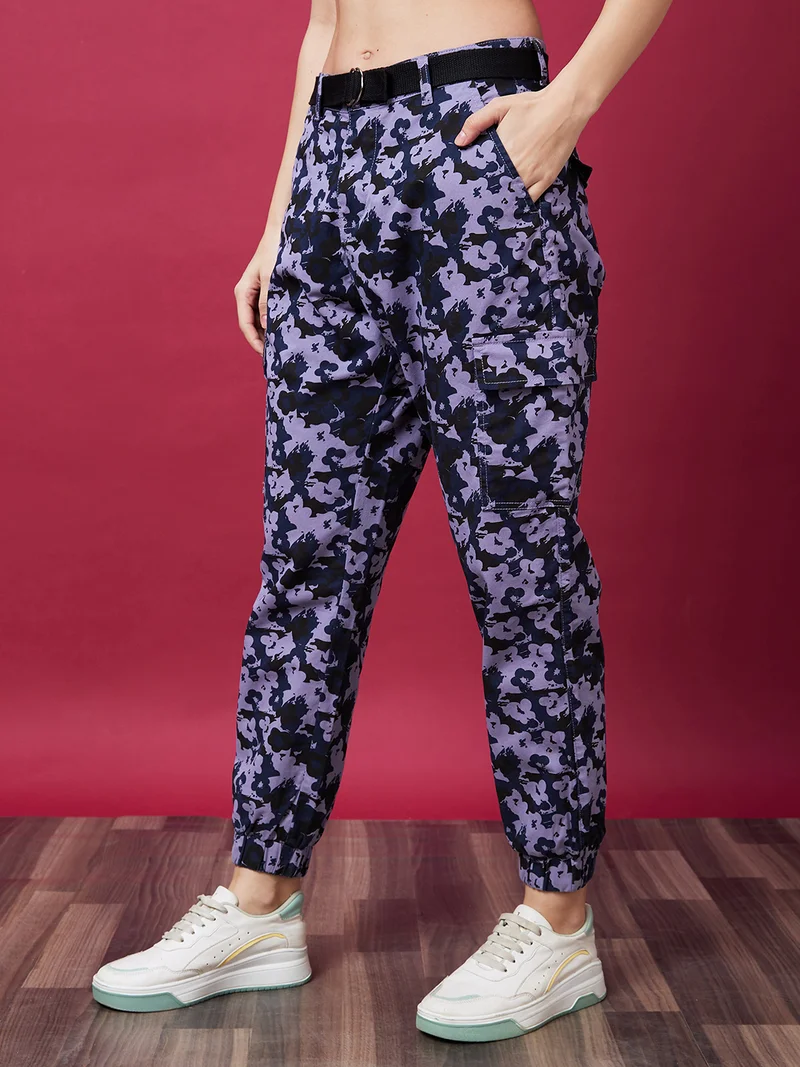 جلو باص بنطلون كارغو نسائي بطبعة مموهة من جلوبس