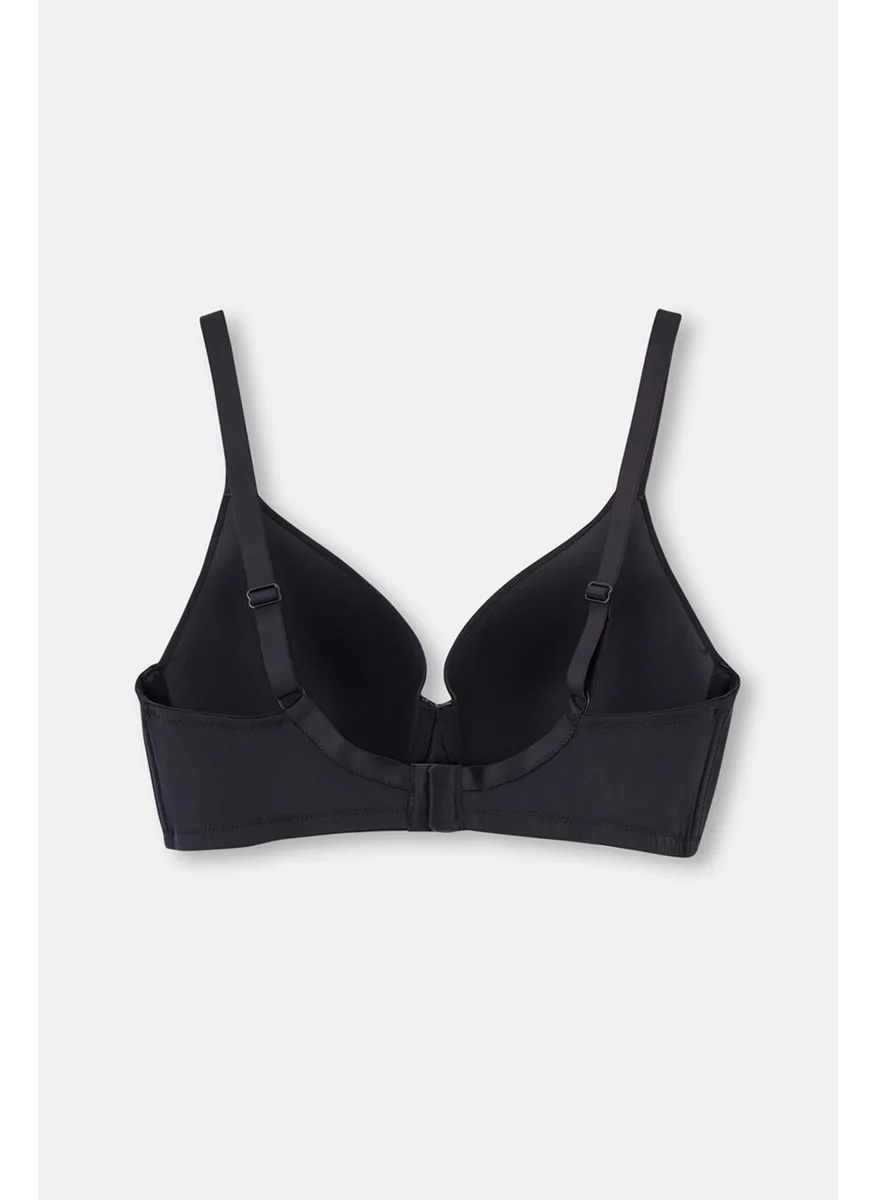 داجي Black 1082KC Clover Unsupported Bra