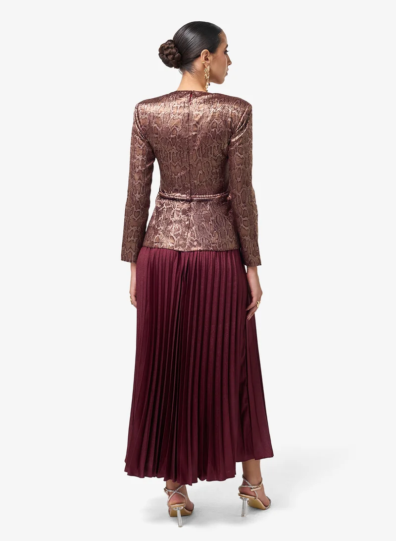 ثريدز باي اجوني فستان ماكسي طويل الأكمام بياقة على شكل قلب مطوي