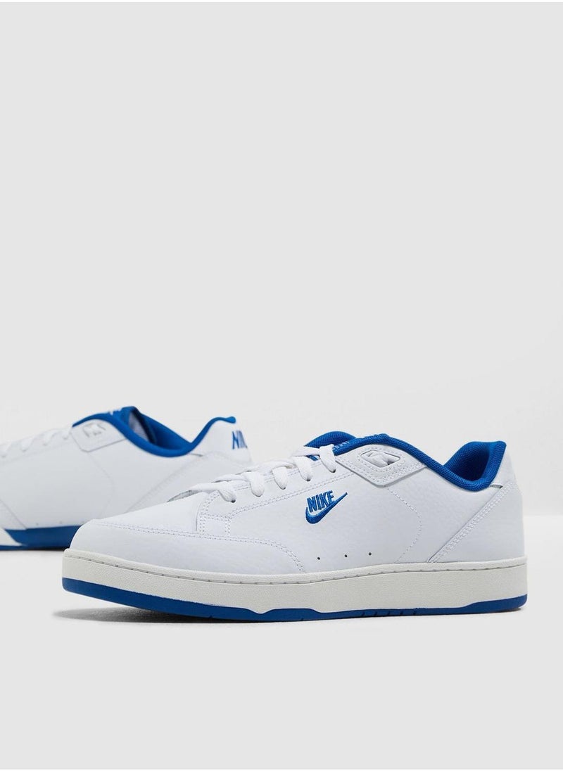 Nike - Grandstand II - Image 1