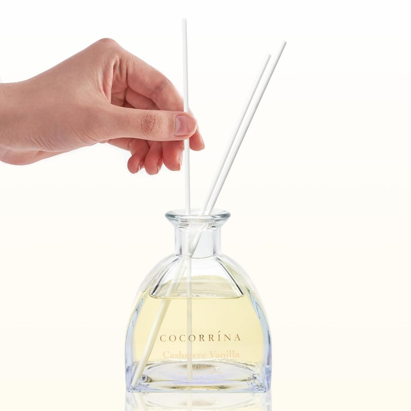COCORRÃNA Reed Diffuser - 8.5 Oz Clean Linen Reed Diffuser with 8 Sticks for Home Bathroom Shelf Decor (Simple Luxe Collection) - Image 3
