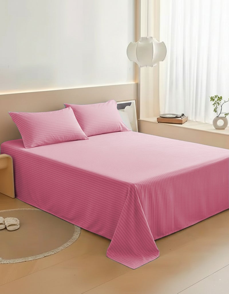 ماكسكون طقم ملاية سرير مايكروفايبر فاخر مكوّن من 3 قطع – ملاية مسطحة مقاس (230×255 سم) مع 2 كيس وسادة (50×75 سم) – ناعم جداً، قابل للتنفس، ومقاوم للتجاعيد – مناسب لأسرة الكوين والكينج – مثالي للاستخدام المنزلي والفندقي - Image 2