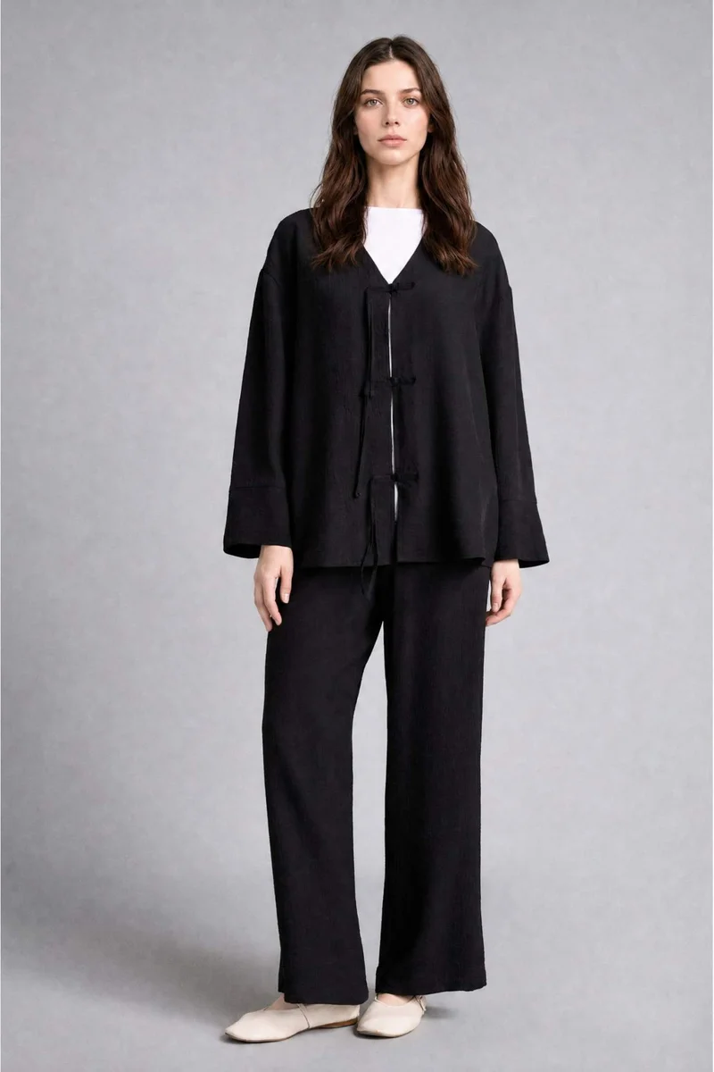 Defacto Regular Fit V-Neck Crinkle Fabric Black Kimono