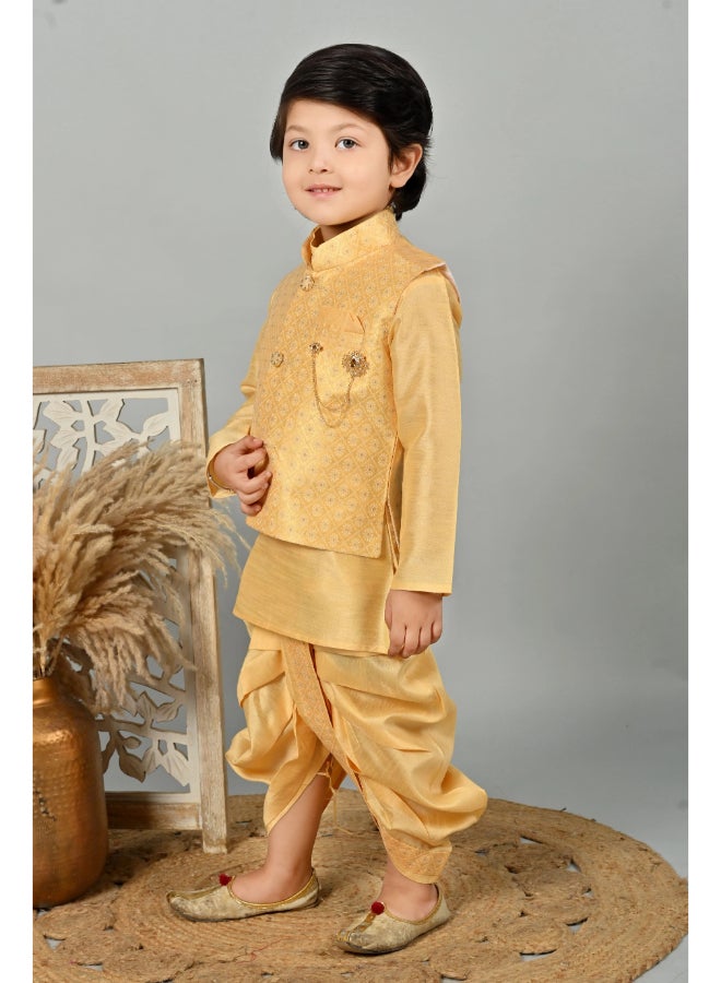 BT DEZINES طقم كورتا ودوتي مطرز بالزهور الذهبية للأولاد - Image 3